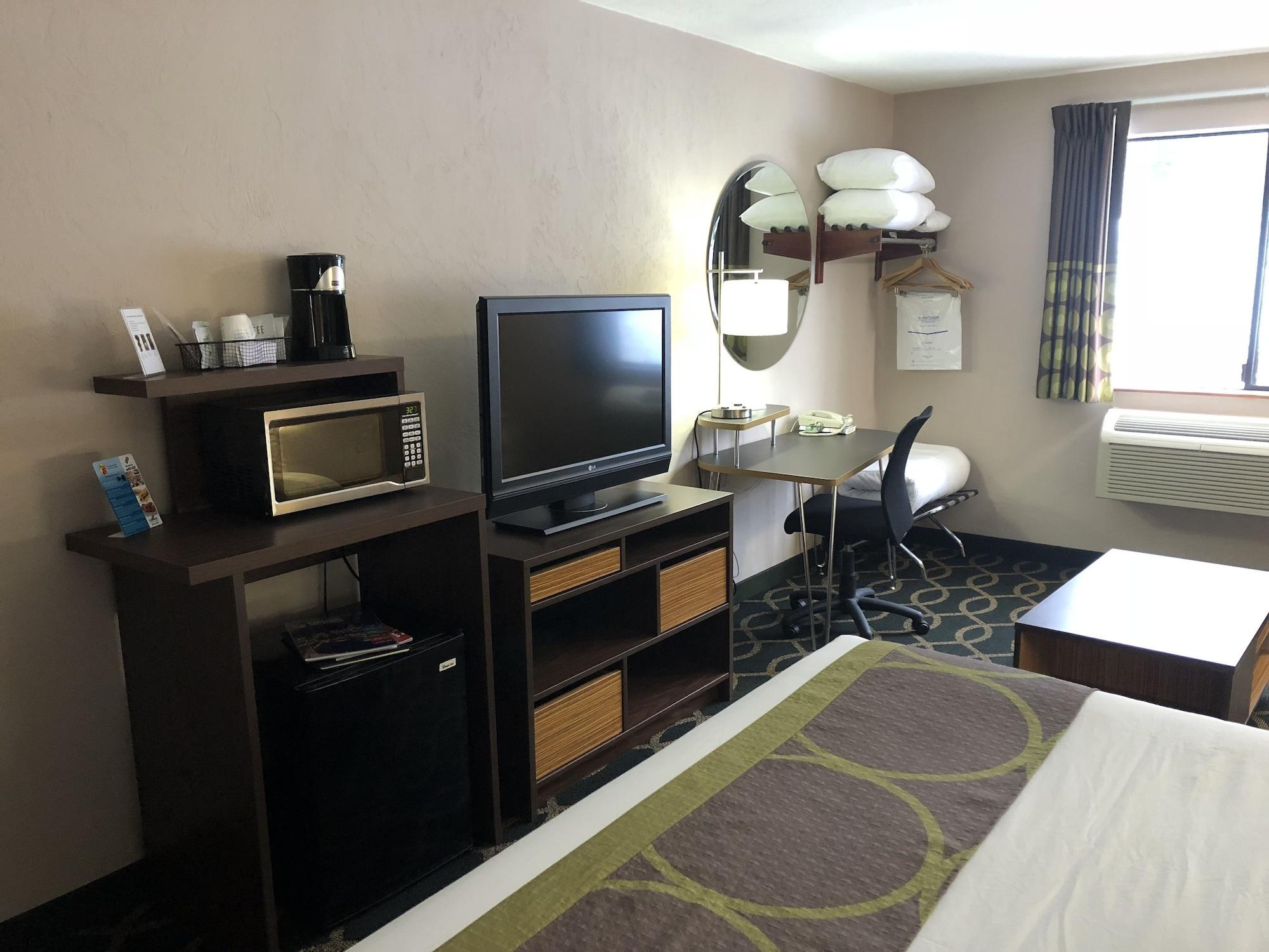 במוטל Super 8 By Wyndham Port Angeles At Olympic National Park מראה חיצוני תמונה